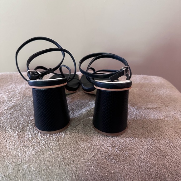 Women’s Dolce Vita Paroo Strappy Sandal, Black —9.5M - Picture 10 of 12